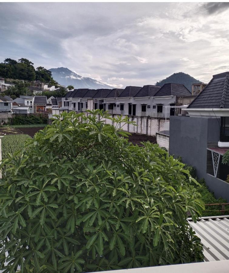 Family Villa Syariah C-37 Batu 巴图 外观 照片